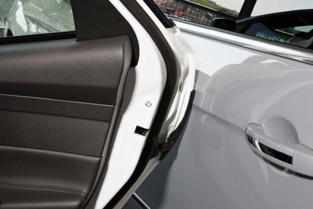 Ford-Door-Edge-Protection