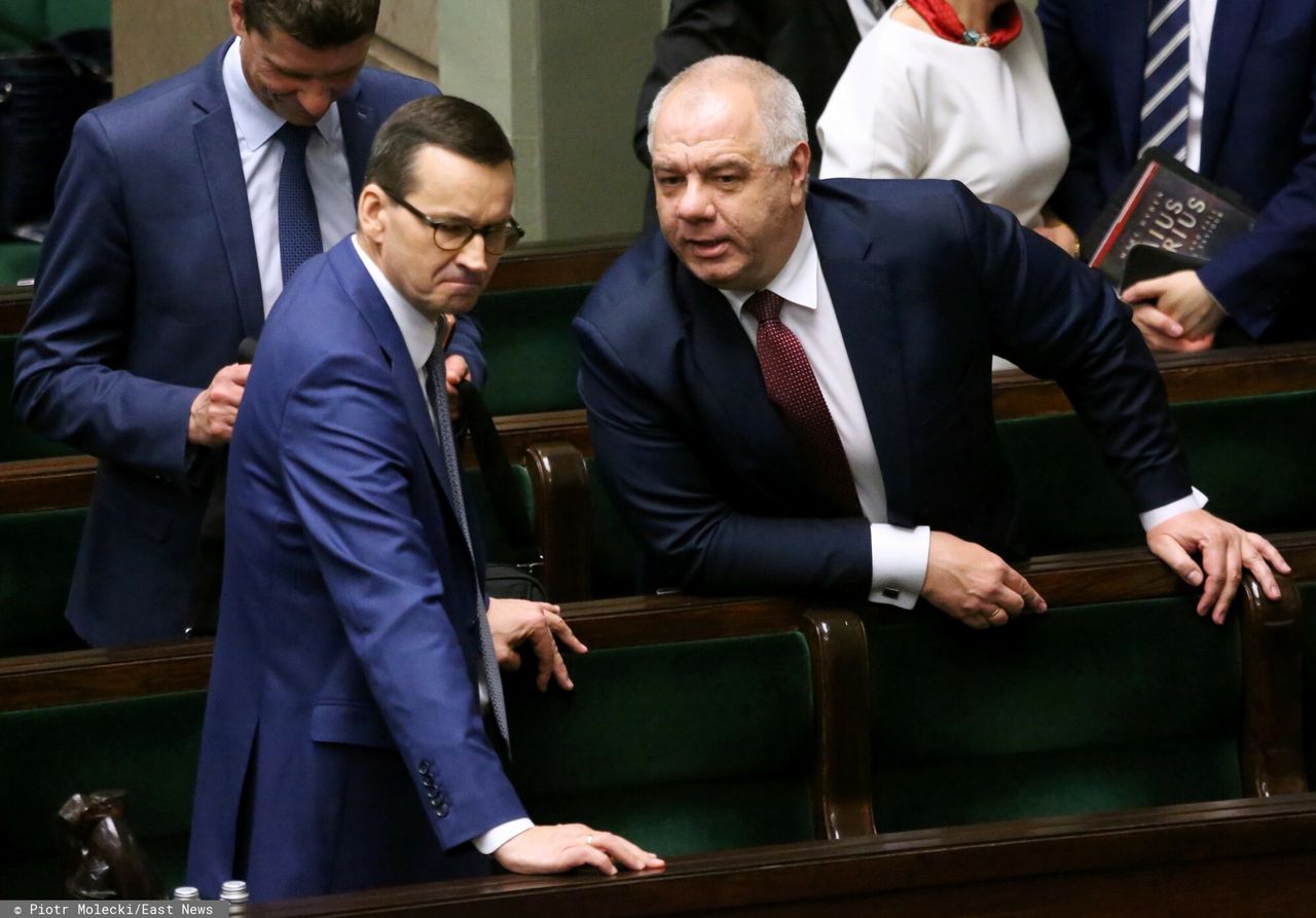 Ludzie PiS w państwowych spółkach. "Morawiecki i jego drużyna" 