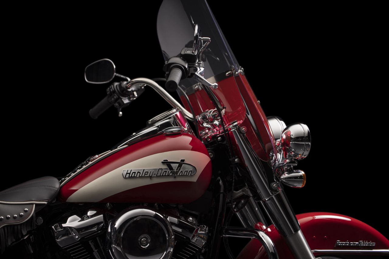 Harley-Davidson Hydra-Glide Revival
