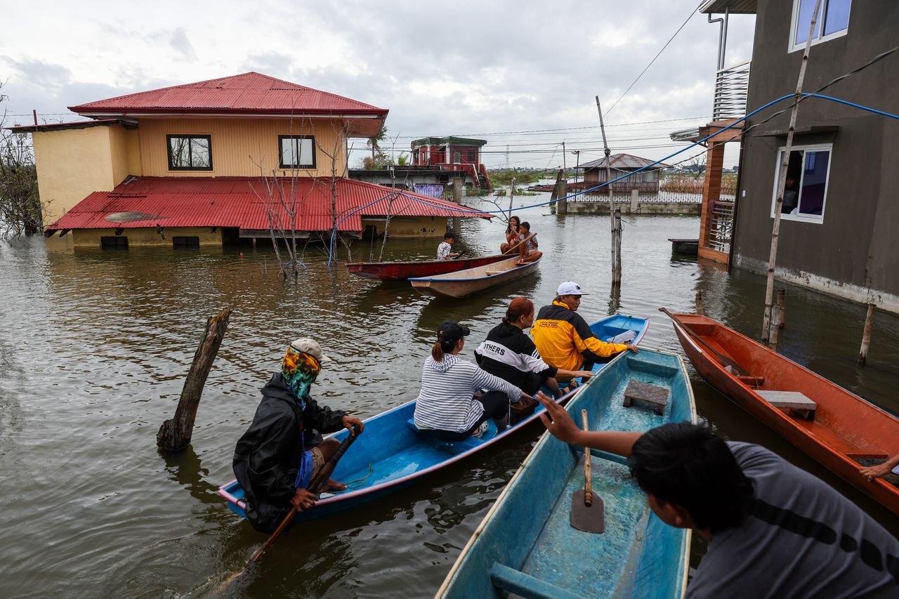 Tajfun Bualoi uderzył w Wietnam. 11 ofiar żywiołu