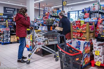 Czy 21 grudnia to niedziela handlowa? Te sklepy będą otwarte