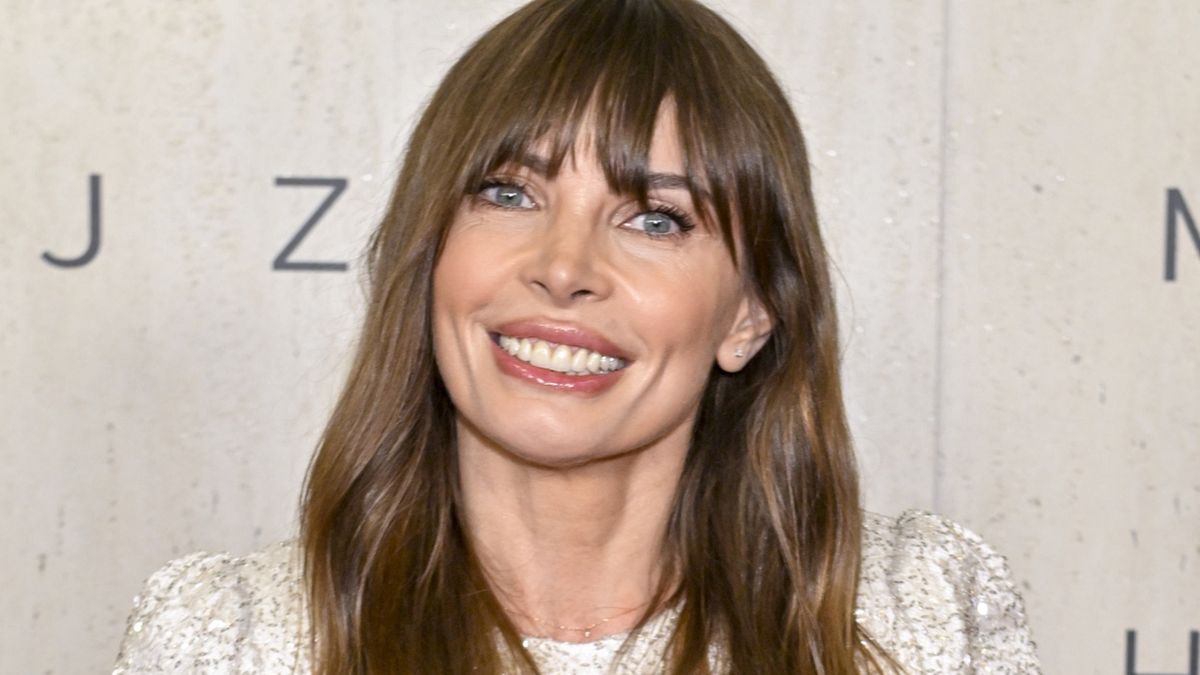 Fryzury z grzywką wracają na jesień 