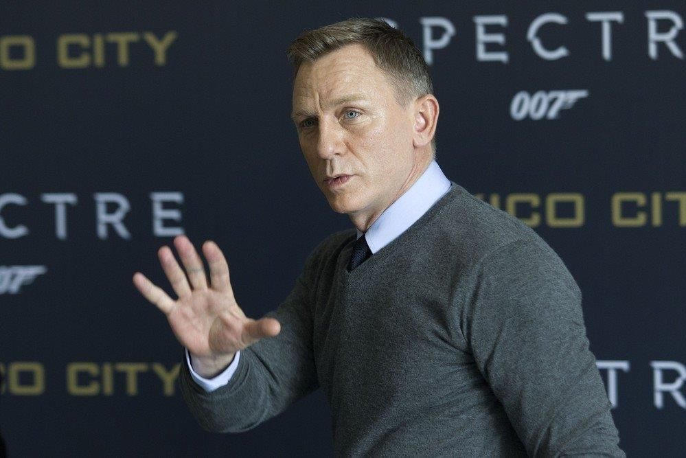 Daniel Craig