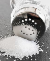Eksperci: spada spożycie soli w Polsce, ale nadal jest dwukrotnie za duże