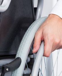 Prezydent podpisał ustawę podwyższającą świadczenia pielęgnacyjne