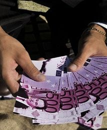 KE: Przyśpieszenie wzrostu w UE i strefie euro w 2015 r.