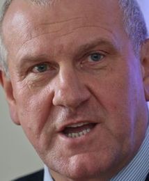 Ograniczyć zarobki tym, którzy płacę minimalną zdobywają w jeden dzień