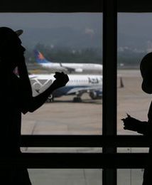 Strajk pracowników lotniska w Rio w dniu rozpoczęcia Mundialu