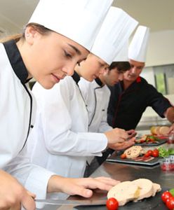 Wakacje sprzyjają rynkowi pracy