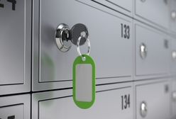 Zapłacą nam za uszkodzenie kurtki w szatni?