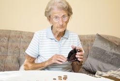Tysiące emerytów stracą pieniądze