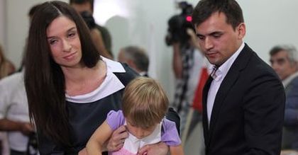 Skończył się miesiąc miodowy Dubienieckich z mediami