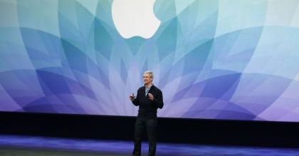 Apple przedstawił swój inteligentny zegarek Apple Watch. Będzie hit?