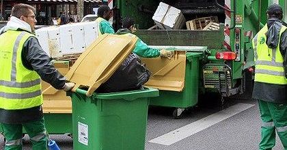 Papierowy recykling elektrośmieci