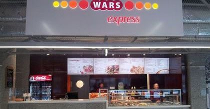 Wars robi ofensywę na polskie dworce
