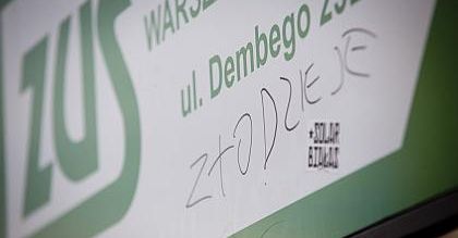 ZUS wyda 5,7 mln zł, aby emeryt dostał 28 zł podwyżki