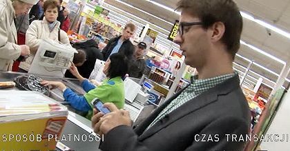 Co skraca kolejki w sklepach? Wielki test płatności