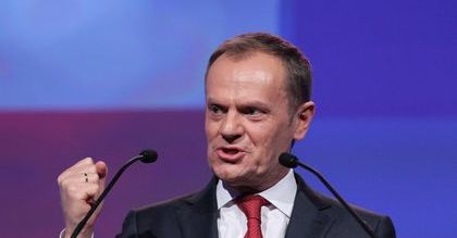 Schaeuble chce obniżyć Niemcom podatki, a Tusk przeprasza Polaków