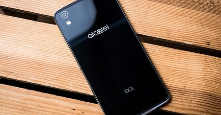 TEST: Alcatel Idol 4, smartfon zapakowany w... wirtualną rzeczywistość