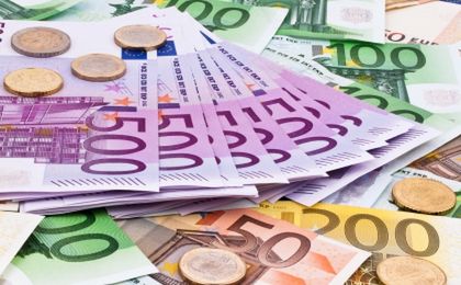 Mario Draghi spycha notowania euro