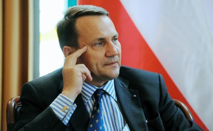 Sikorski: Polska bardziej bezpieczna energetycznie niż sąsiedzi