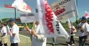 Protest związkowców przeciwko zwolnieniu przewodniczącej NSZZ Solidarność (WIDEO)
