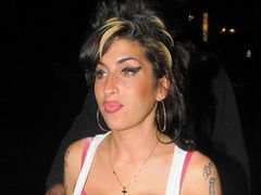 Londyński pomnik Amy Winehouse