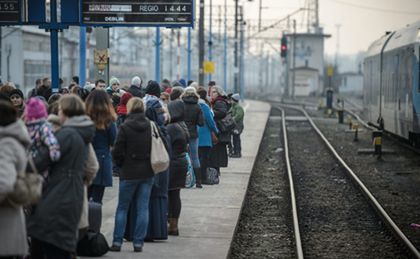 PKP SA: redukcje zatrudnienia w ramach programu dobrowolnych odejść