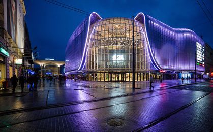 Cała Polska buduje centra handlowe