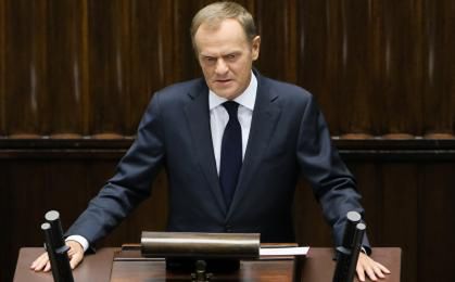 Tusk daje emerytom i rodzinom wielodzietnym