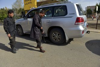 Atak bombowy w Jemienie. Nie żyje 6 osób