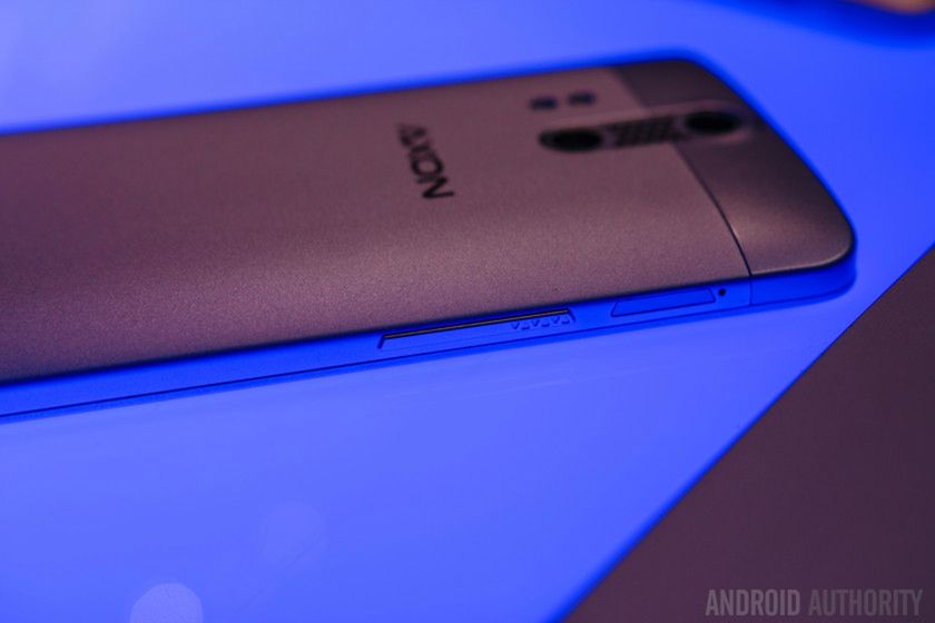 ZTE Axon oficjalnie zaprezentowany. Jest czego zazdrościć Amerykanom 16