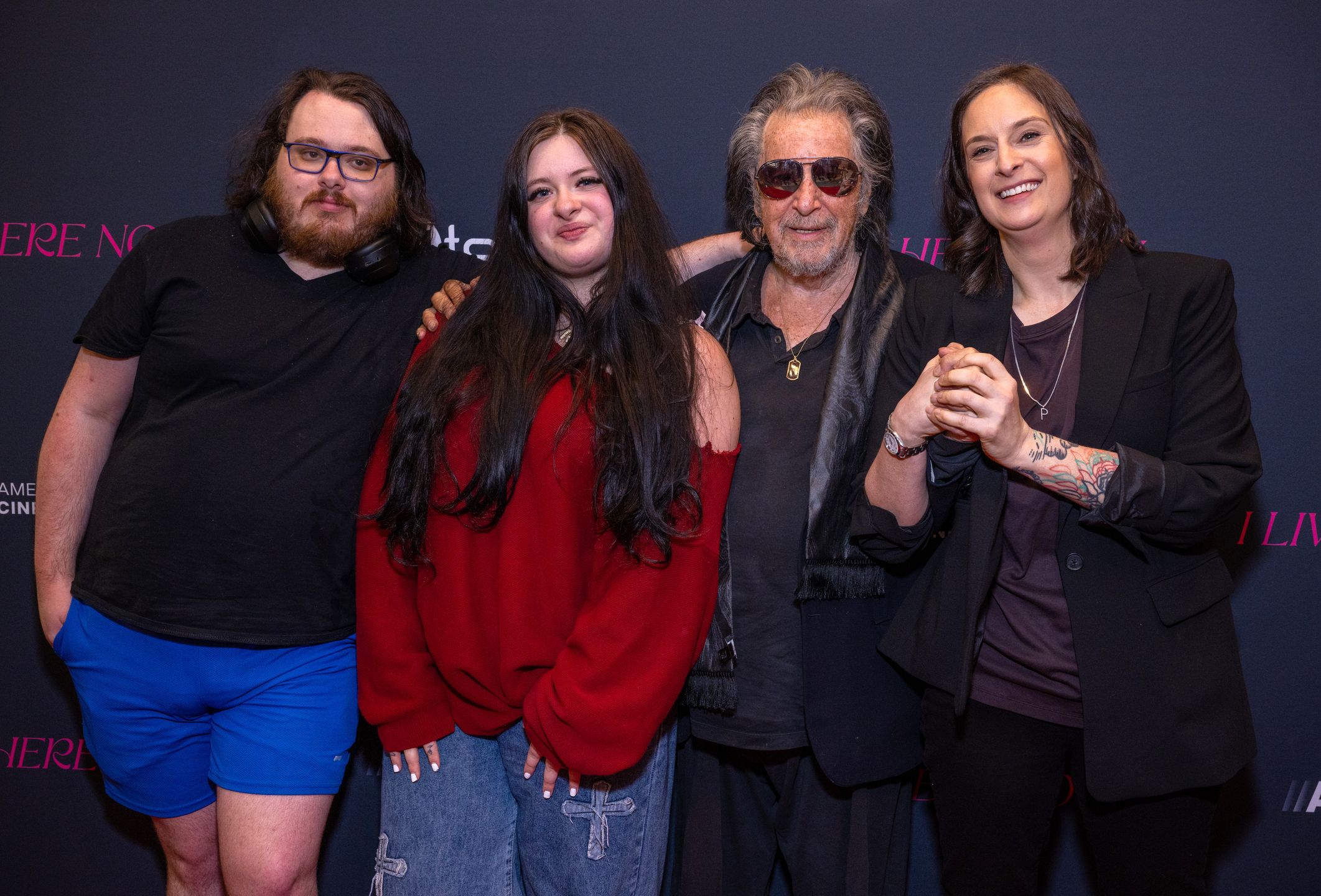 Al Pacino z dziećmi na premierze filmu 