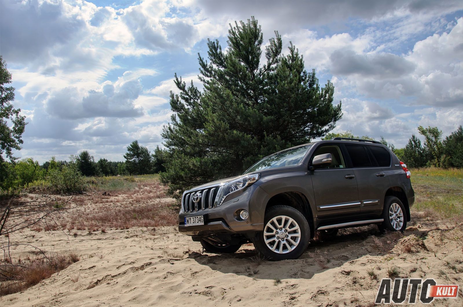 Toyota Land Cruiser 150 3,0 D4D A/T Invincible - test [galeria zdjęć] 6