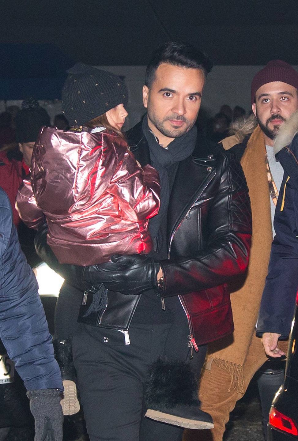 Luis Fonsi zabrał do Polski dzieci i żonę