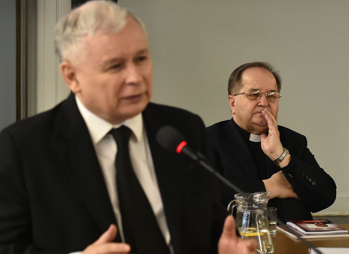 Czarny sen Kaczyńskiego. Na prawicy rodzi się nowy ruch - "partia Rydzyka"