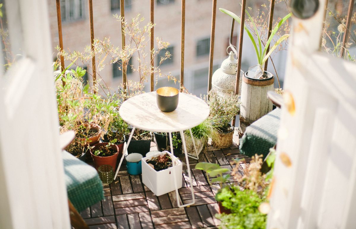 Nawet mały balkon może stać się oazą do relaksu 