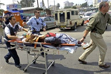 Samobójczy atak w Tel Awiwie - zabici i wielu rannych