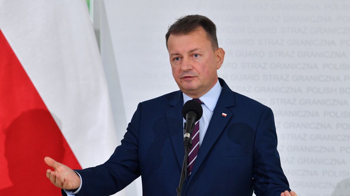 Mariusz Błaszczak na konferencji prasowej MSWiA