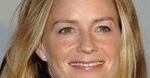 Elisabeth Shue z piranią w parodii "Szczęk"
