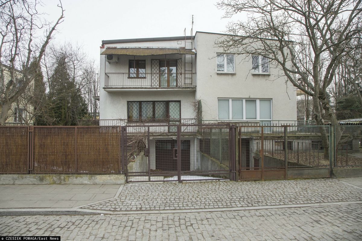 Dom Jarosława Kaczyńskiego na Żoliborzu od strony ul. L. Solskiego 
