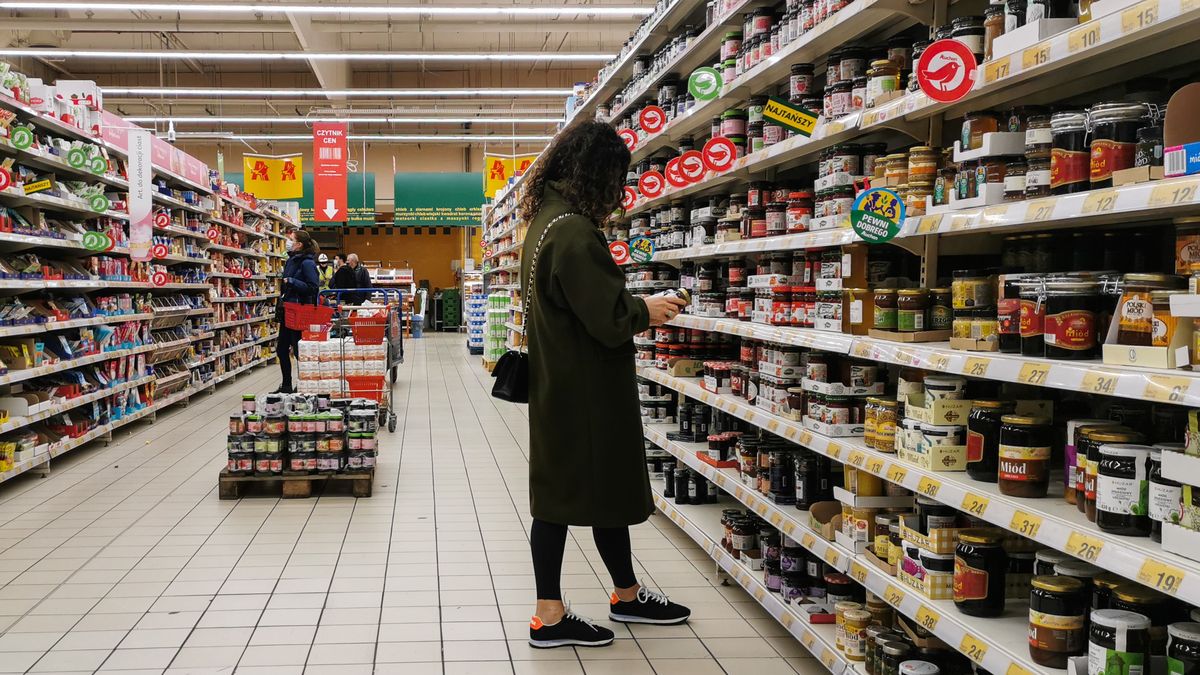 Co z zakazem handlu w niedziele?