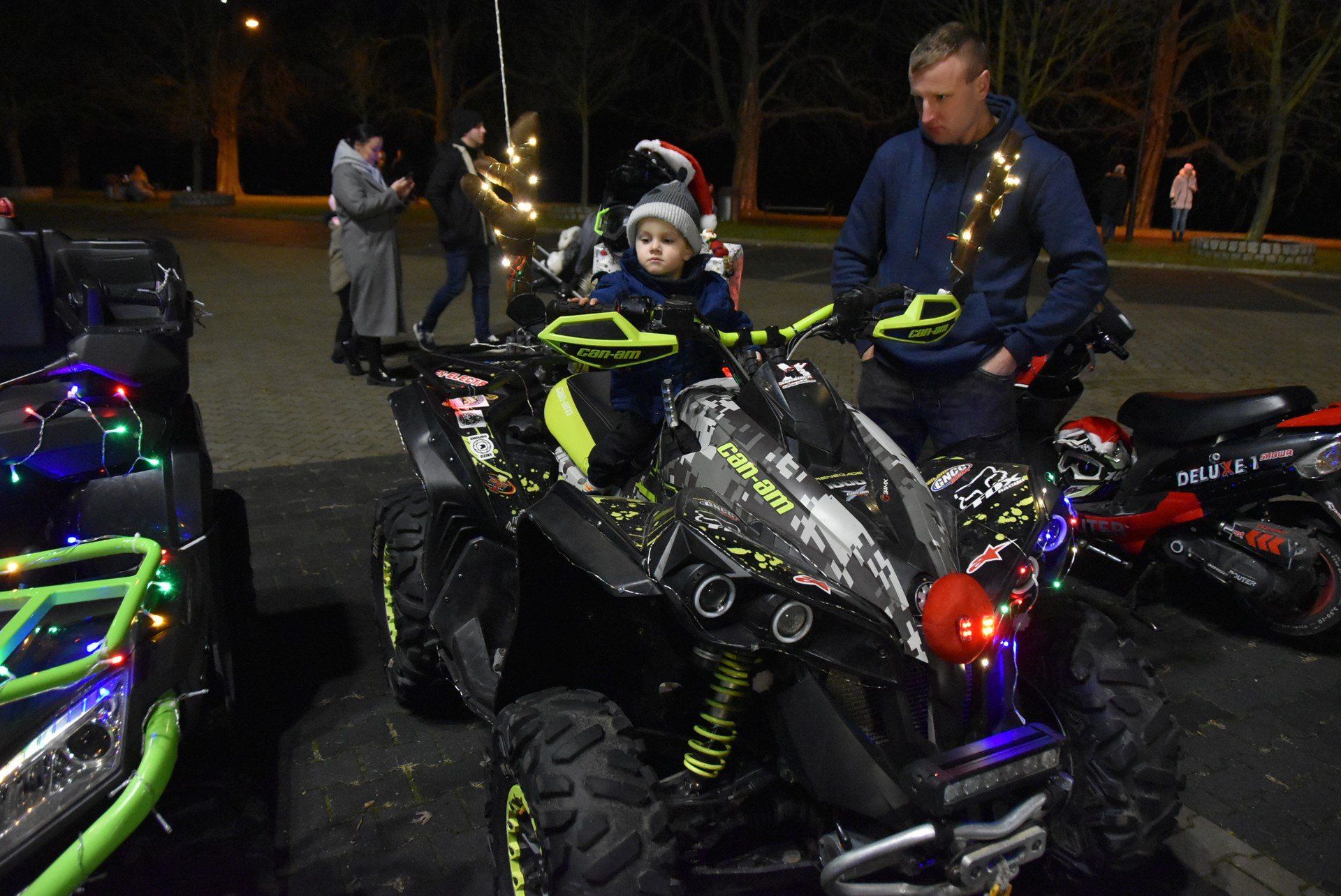 Świąteczny przejazd pojazdów w Nowej Soli