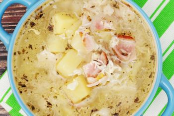 Pierwszy raz jadłam ją w Czechach. Od tej pory robię co chwilę jesienią i zimą, bo jest tak pyszna i rozgrzewająca