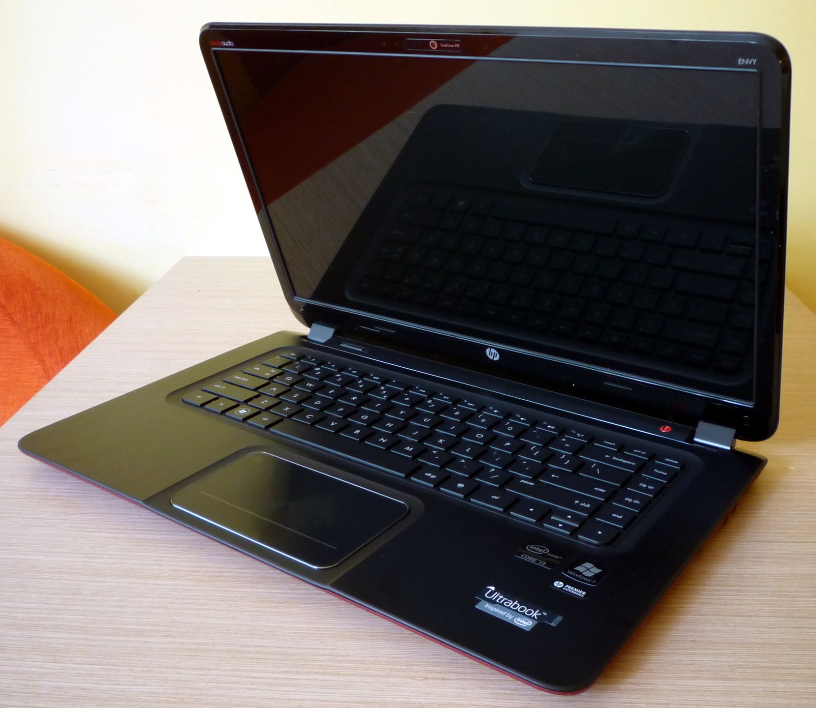 HP Envy 6-1030ew – test niedrogiego ultrabooka z ekranem 15,6 cala 6