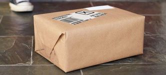 Nowy sposób oszustów. Uwaga na niezamówione przesyłki za pobraniem