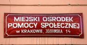 Dyrektor krakowskiego MOPS-u zarobił milion złotych. Jak się wytłumaczył?