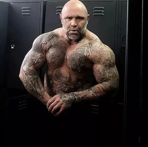 Artur "Waluś" Walczak