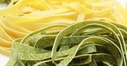 Surowy makaron szpinakowy (spaghetti)
