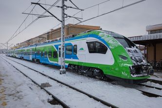 Nowe pociągi dla Podkarpacia. Pesa przekazała trzy składy